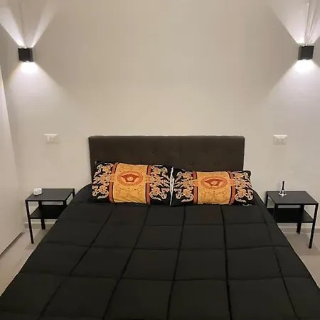 Stazione Centrale Garibaldi Apartment *